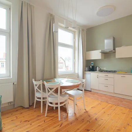 Apartamento Bryza Przy Molo, Parku I Placu Zabaw *