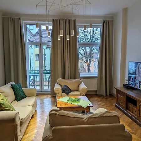 Bryza Przy Molo, Parku I Placu Zabaw