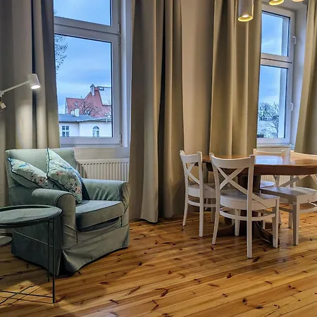 شقة Bryza Przy Molo, Parku I Placu Zabaw سوبوت