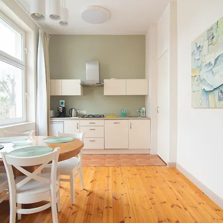 Апартаменты Apartament Bryza Przy Molo, Parku I Placu Zabaw Сопот